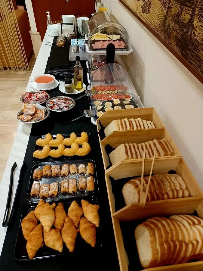 Hotel Carlos V Malaga