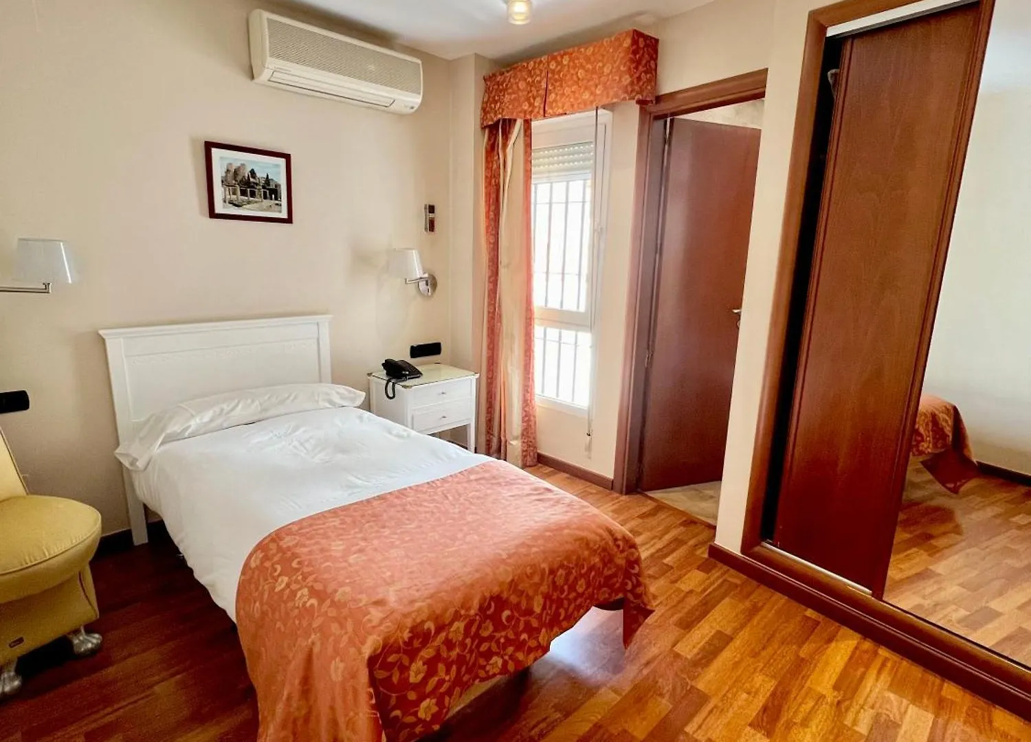 Hotel Carlos V Malaga