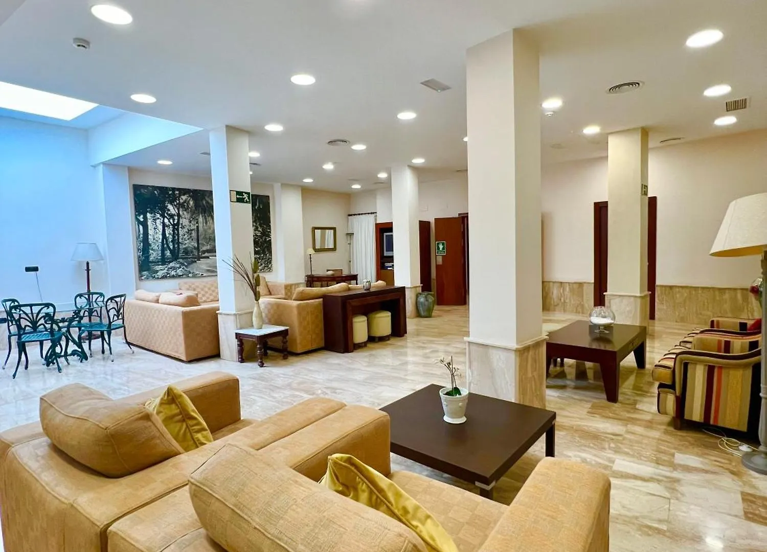 Carlos V Malaga Hotel